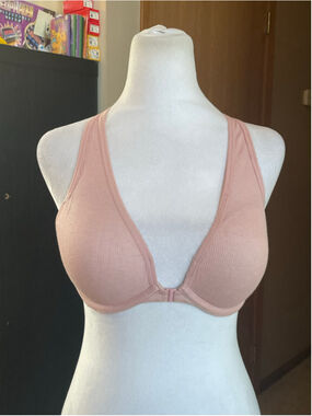 Women's PINK Victoria's Secret Pink Ribbed Front-Close Bra 36C Pink